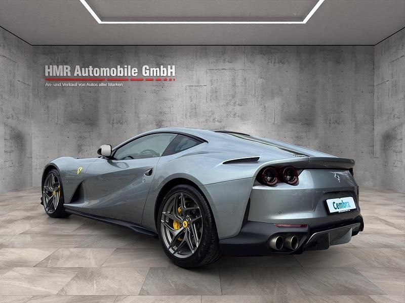 Gebraucht Ferrari 812 796 PS (585 kW) 2018 Coupé