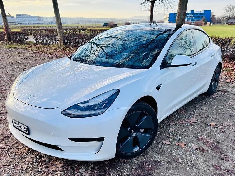 Gebraucht 2020 Tesla Model 3 Limousine | CHF 19’900 (Fairer Preis) - Bild 1/4