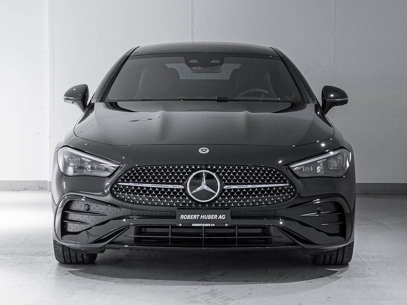 Gebraucht Mercedes CLE200 223 PS (164 kW) 2025 Schwarz Coupé