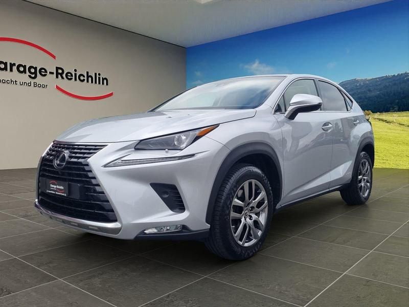 Gebraucht Lexus NX300h 197 PS (144 kW) 2019 Silber SUV
