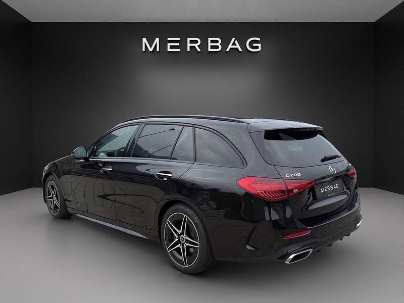 Gebraucht Mercedes C200 204 PS (150 kW) 2024 Schwarz Kombi