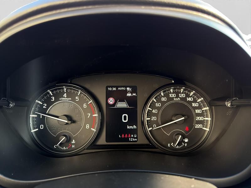 Neu Suzuki SX4 S-Cross 109 PS (80 kW) 2025 Grau SUV