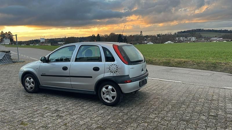 Gebraucht Opel Corsa 90 PS (66 kW) 2003 Kleinwagen