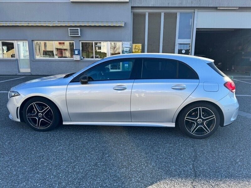Gebraucht Mercedes A200 AMG line 163 PS (119 kW) 2021