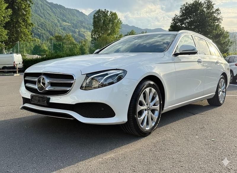 Gebraucht Mercedes E220 194 PS (142 kW) 2017