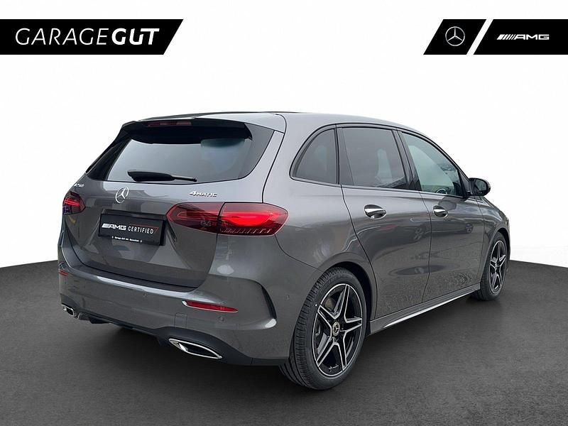 Gebraucht Mercedes B250e 224 PS (164 kW) 2024 Van / Kleinbus