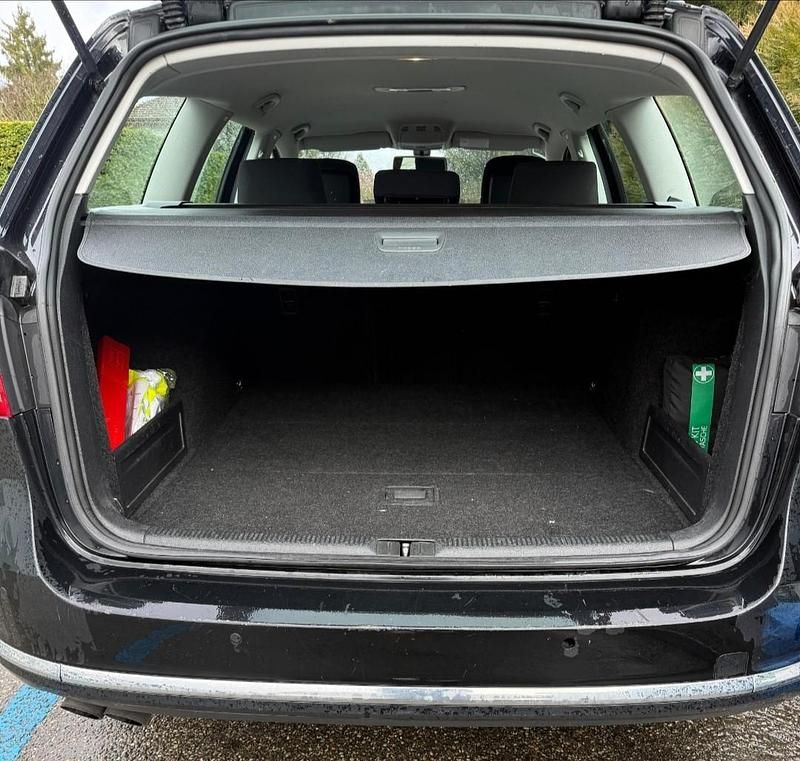 Gebraucht VW Passat Comfortline 140 PS (102 kW) 2012 Kombi