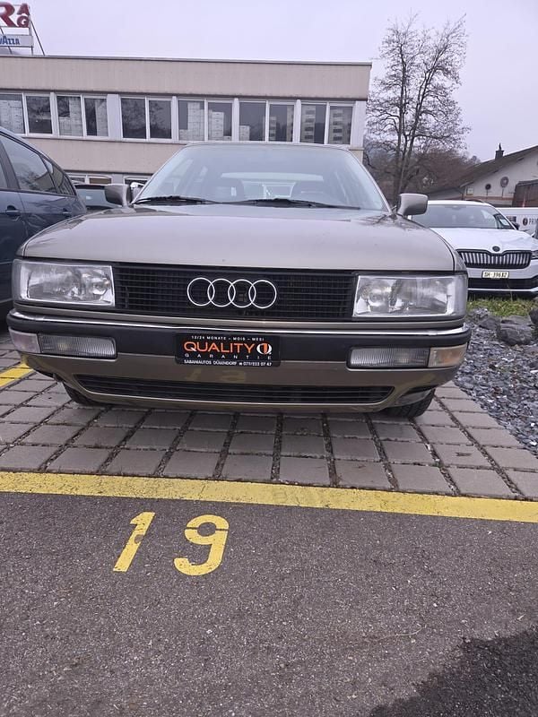 Gebraucht 1989 Audi 90 Limousine | CHF 7’900 - Bild 1/4