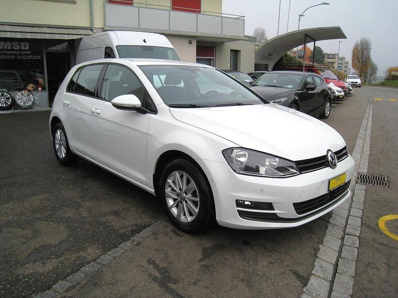 Gebraucht VW Golf VII Comfortline 122 PS (89 kW) 2013 Limousine