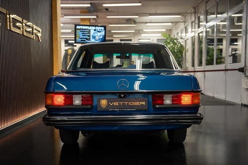 Gebraucht Mercedes 250 129 PS (94 kW) 1978 Limousine