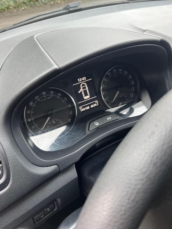 Gebraucht Skoda Roomster Family 105 PS (77 kW) 2011 Van / Kleinbus