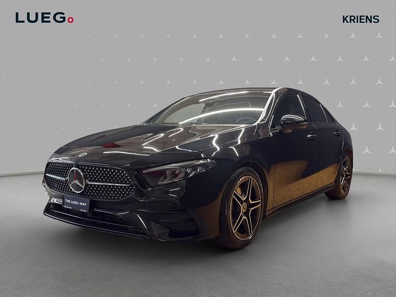 Gebraucht Mercedes A200 AMG 163 PS (119 kW) 2024 Limousine