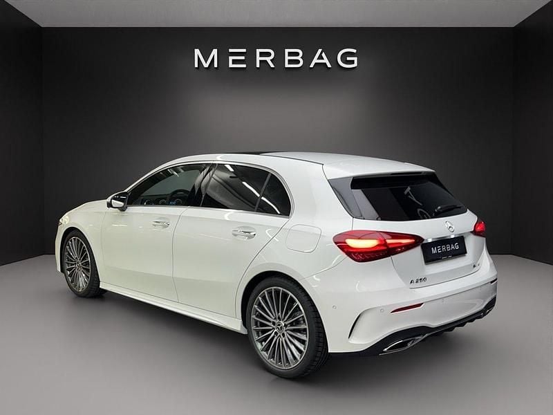 Gebraucht Mercedes A250 224 PS (164 kW) 2024 Weiss Limousine