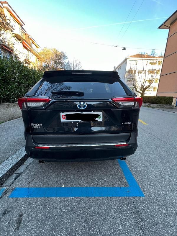 Gebraucht Toyota RAV4 Hybrid 222 PS (163 kW) 2023 SUV
