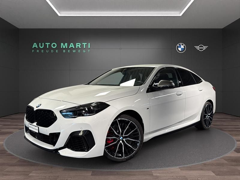 Weiss Gebraucht 2024 BMW M235 Comfort Edition Coupé | CHF 49’500 (Fairer Preis) - Bild 1/4