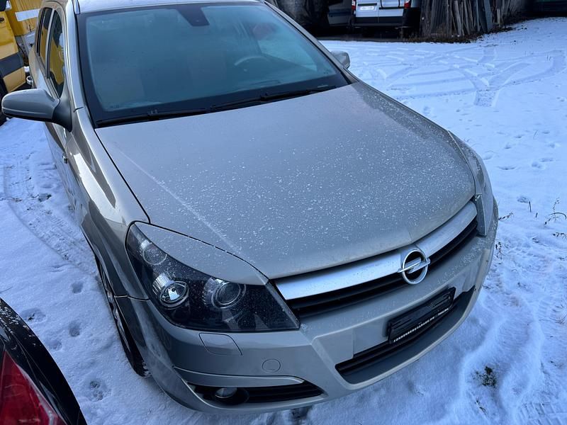 Gebraucht 2006 Opel Astra Cosmo | CHF 2’600 (Fairer Preis) - Bild 1/4
