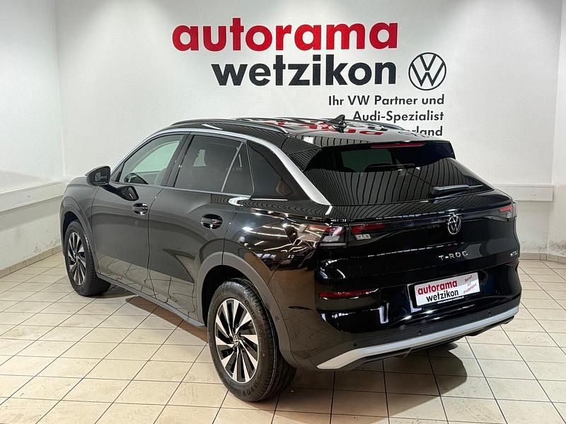 Neu VW T-Roc Life 116 PS (85 kW) 2025 Schwarz SUV