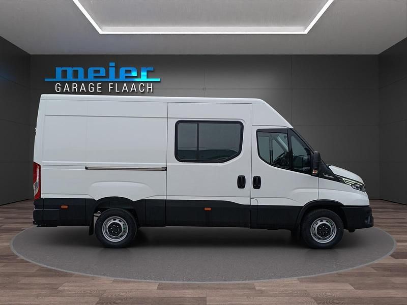 Neu Iveco Daily 156 PS (114 kW) 2026 Van / Kleinbus