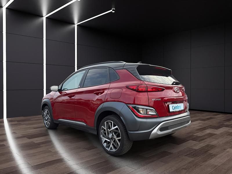 Gebraucht Hyundai Kona 141 PS (103 kW) 2021 Rot SUV