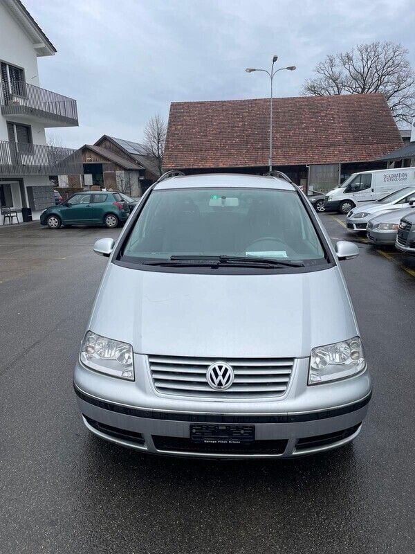 Gebraucht 2008 VW Sharan Freestyle Van / Kleinbus | CHF 3’199 (Teuer) - Bild 1/4