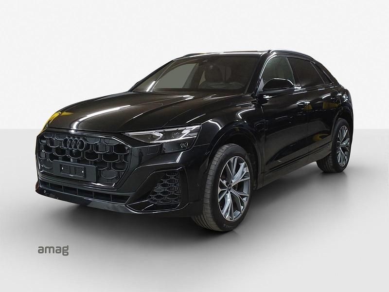 Gebraucht Audi Q8 Ambiente 394 PS (289 kW) 2024 Mythosschwarz metallic SUV