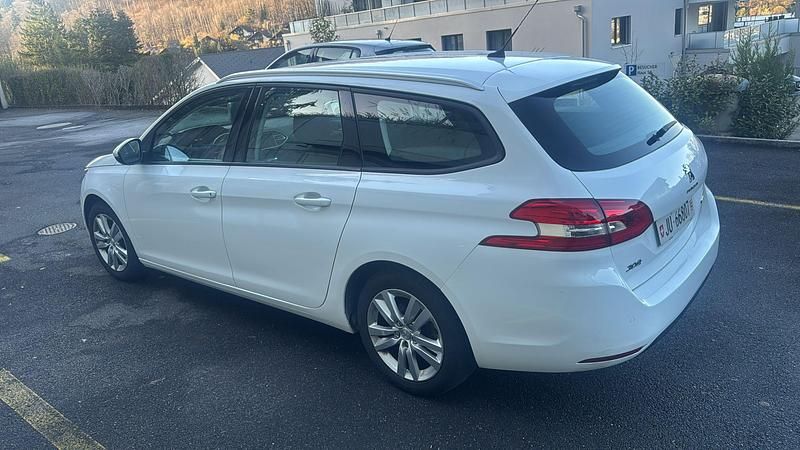 Gebraucht Peugeot 308 SW Access 120 PS (88 kW) 2016 Kombi