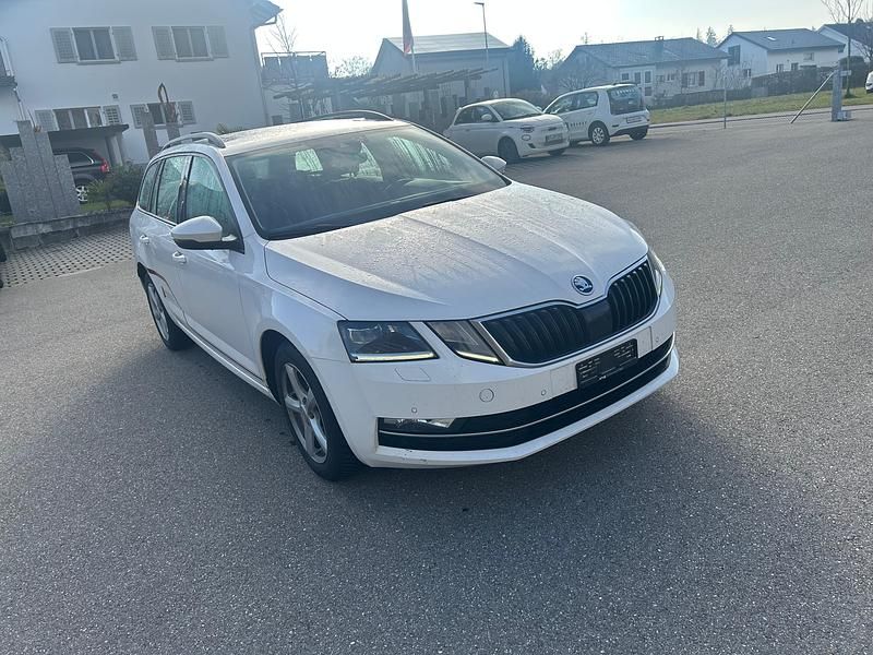 Gebraucht 2019 Skoda Octavia Style Kombi | CHF 9’900 (Superpreis) - Bild 1/4