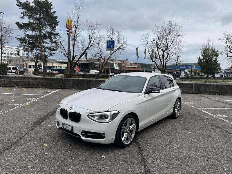 Gebraucht BMW 118 Sport Line 170 PS (125 kW) 2012 Kleinwagen