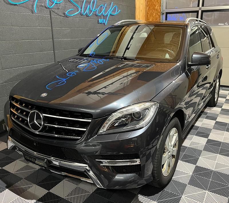 Gebraucht Mercedes ML350 Executive 258 PS (189 kW) 2014 SUV