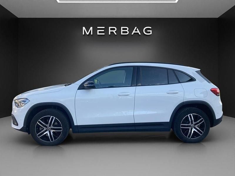 Gebraucht Mercedes GLA250 Progressive 160 PS (117 kW) 2021 Weiss SUV