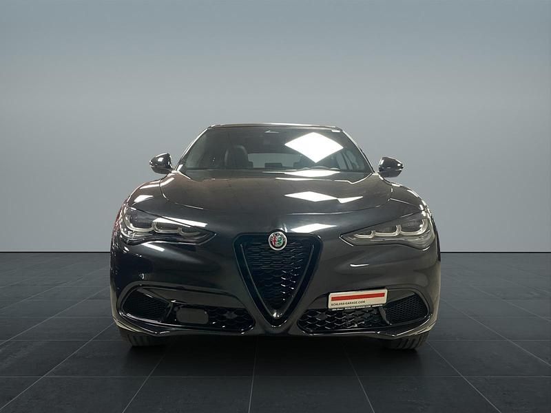 Neu Alfa Romeo Stelvio Premium 279 PS (205 kW) 2026 Schwarz SUV