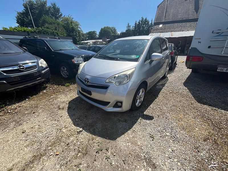 Gebraucht 2012 Toyota Verso-S Sol Van / Kleinbus | CHF 2’300 (Guter Preis) - Bild 1/4