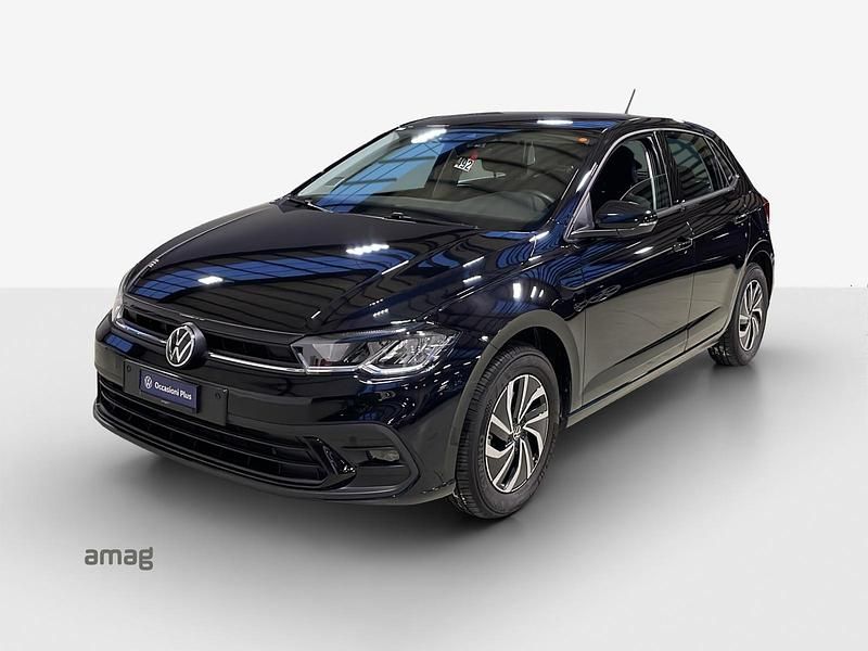 Deepblack perleffekt Gebraucht 2024 VW Polo Life Limousine | CHF 23’490 (Etwas zu teuer) - Bild 1/4