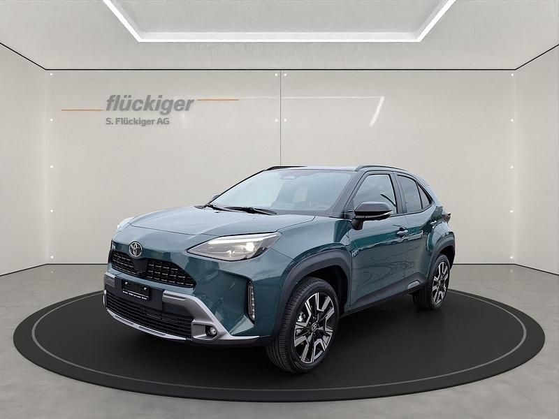 Grün Neu 2025 Toyota Yaris Cross Premium SUV | CHF 38’990 (Fairer Preis) - Bild 1/4