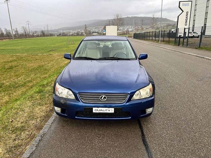 Gebraucht Lexus IS200 155 PS (114 kW) 2002