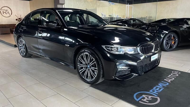 Gebraucht 2022 BMW 330e Sport Line Limousine | CHF 38’900 (Guter Preis) - Bild 1/4