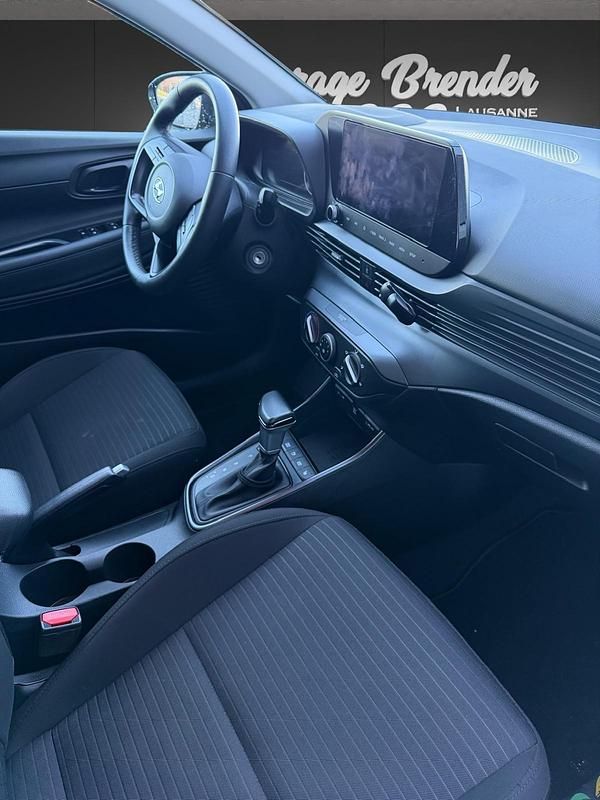 Gebraucht Hyundai i20 120 PS (88 kW) 2023 Schwarz Kleinwagen