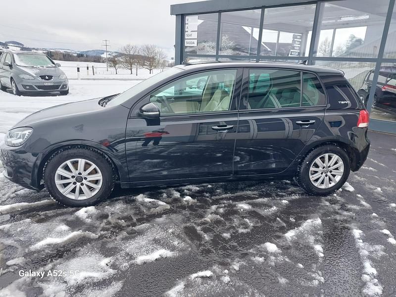 Gebraucht VW Golf VII Team 122 PS (89 kW) 2012 Schwarz Limousine