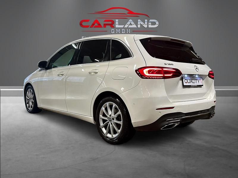 Gebraucht Mercedes B180 Progressive 136 PS (100 kW) 2019 Van / Kleinbus
