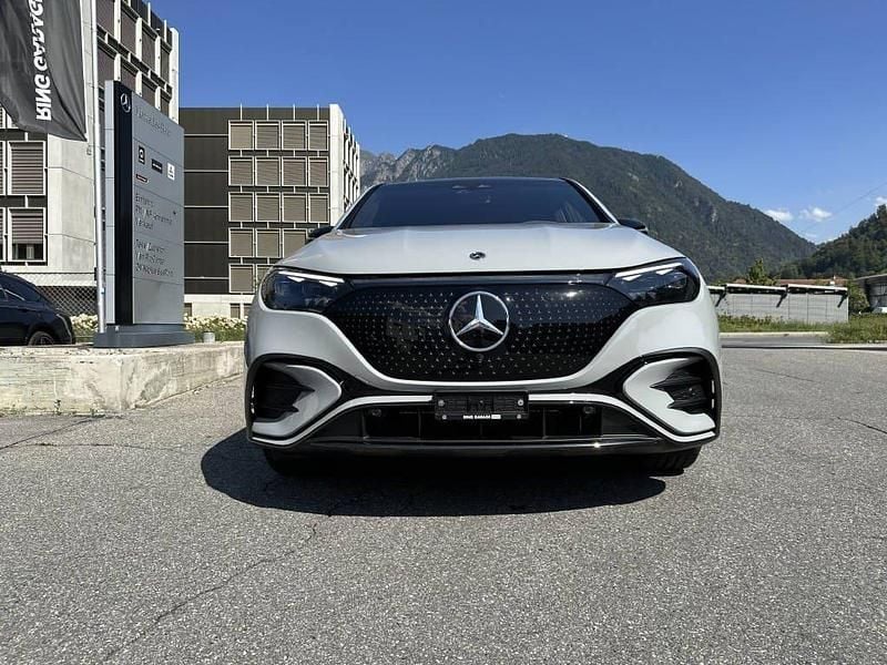 Gebraucht Mercedes EQE350 AMG line 214 kW (292 PS) 2025 SUV