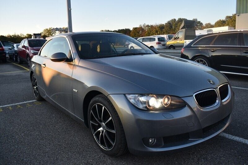 Gebraucht BMW 320 177 PS (130 kW) 2009 Cabrio