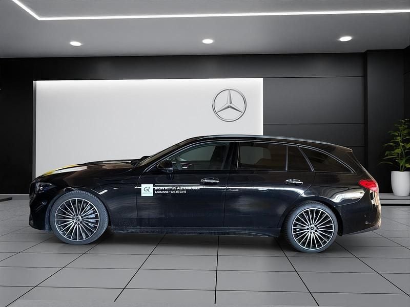 Gebraucht Mercedes C220 197 PS (144 kW) 2025 Schwarz Kombi