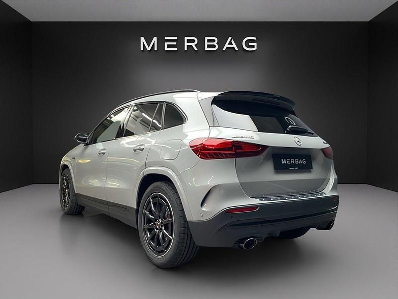 Neu Mercedes GLA35 AMG AMG 306 PS (225 kW) 2025 SUV
