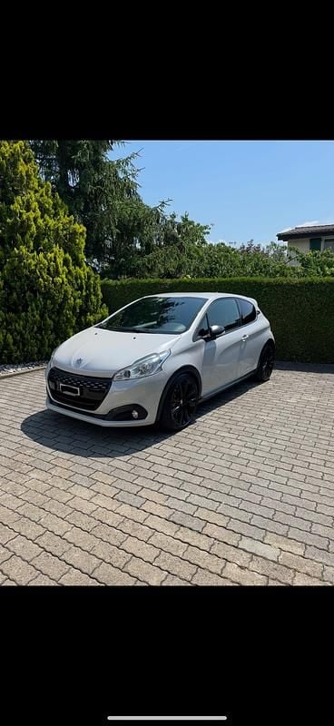 Gebraucht 2016 Peugeot 208 GTi Kleinwagen | CHF 10’900 (Teuer) - Bild 1/4