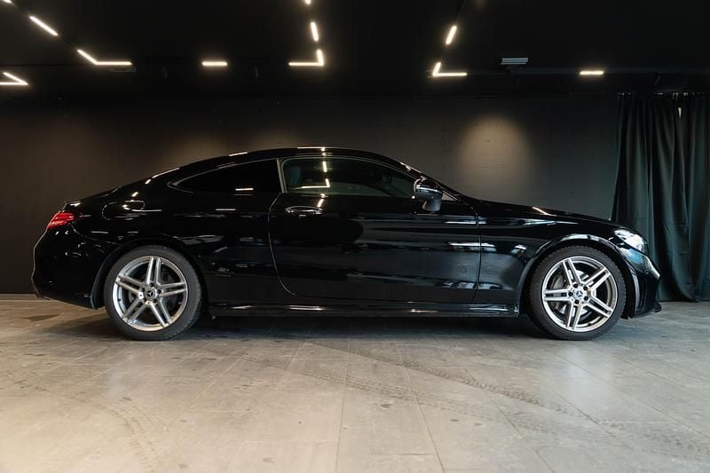Gebraucht Mercedes C200 184 PS (135 kW) 2021 Coupé
