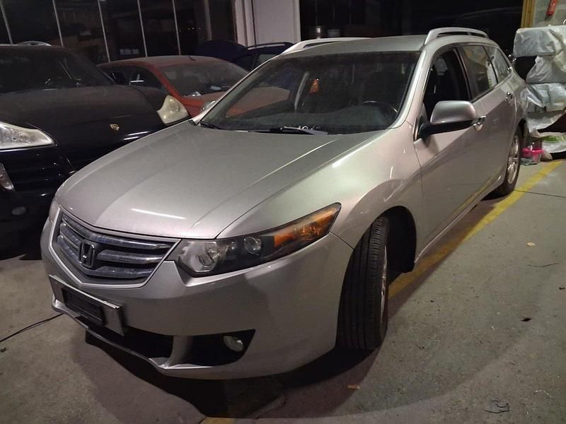 Gebraucht 2010 Honda Accord Elegance Kombi | CHF 3’500 - Bild 1/4