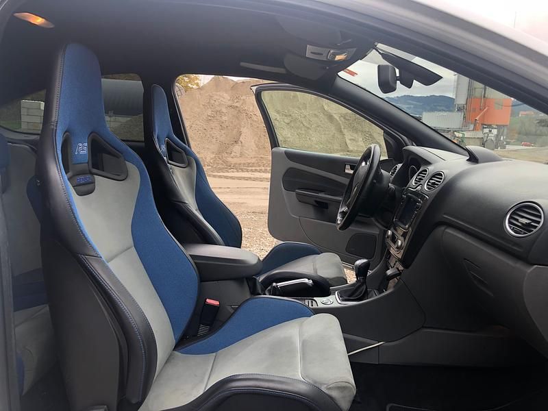 Gebraucht Ford Focus RS 305 PS (224 kW) 2010