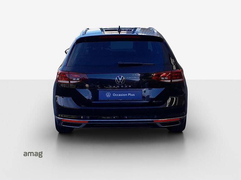 Gebraucht VW Passat Elegance 200 PS (147 kW) 2023 Kombi