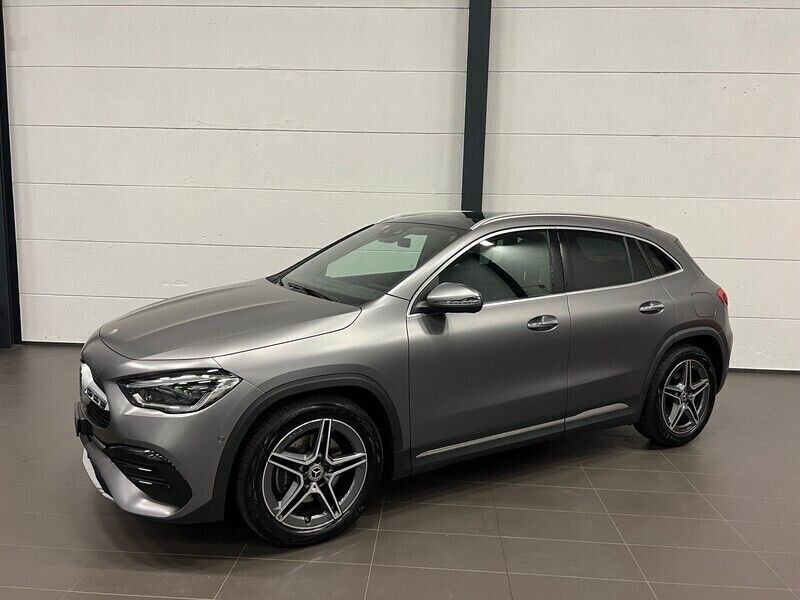 Gebraucht Mercedes GLA200 AMG line 163 PS (119 kW) 2021 SUV