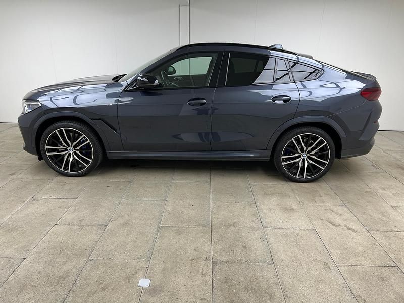 Gebraucht BMW X6 M50 Comfort Edition 530 PS (389 kW) 2022 Grau SUV